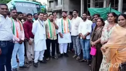 बेमेतरा जिला पंचायत की सदस्य शशि प्रभा गायकवाड रायपुर में किसान जवान संविधान जनसभा में शामिल हुईं