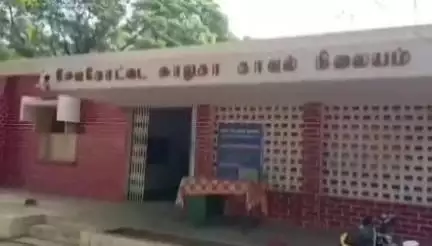 தேவகோட்டை: மானாகுடி பேருந்து நிறுத்த பகுதியில் அரசு பேருந்து கண்ணாடியை உடைத்ததாக வழக்கு பதிவு