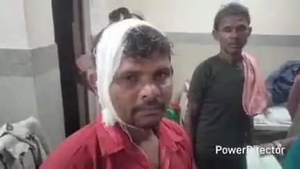 कटिहार: रघुनीचक में बैठने के झगड़े में दो पक्षों में मारपीट, एक व्यक्ति घायल