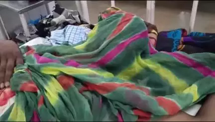 छोटी सरवन: बोरदा गांव में शराब के नशे में युवक ने पिया जहर, एमजी अस्पताल में उपचार जारी