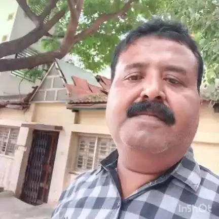 ಹಾವೇರಿ: ಶಾಲೆಗೆ ಮಕ್ಕಳನ್ನ ಬಿಟ್ಟು ಬರುತ್ತಿದ್ದ ವ್ಯಕ್ತಿ ಹೃದಯಾಘಾತದಿಂದ ಸಾವು! ನೆಲೋಗಲ್ ಗ್ರಾಮದಲ್ಲಿ ಘಟನೆ