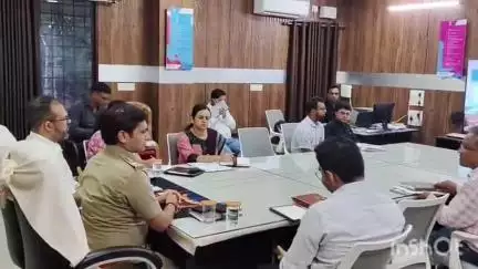 मुंगेली: कलेक्टर ने बाढ़ से बचाव की तैयारियों की समीक्षा की