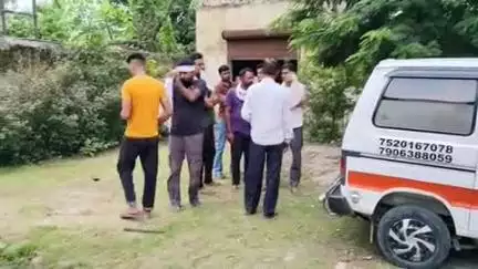 भगवानपुर: कृष्णा नगर में एक व्यक्ति ने संदिग्ध हालत में फांसी लगाकर की आत्महत्या, मामले की जांच में जुटी पुलिस