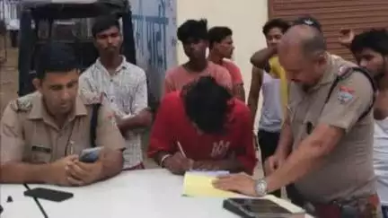 रूड़की: पिरान कलियर थाना पुलिस ने कांवड़ यात्रा के लिए किराएदारों और बाहरी लोगों के सत्यापन के लिए चलाया अभियान