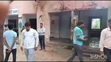रूपनगर: रूपनगढ़ क्षेत्र के ग्राम भिलावट राजकीय विद्यालय में दो शिक्षकों के झगड़े का वीडियो वायरल, दोनों ने लगाए आरोप