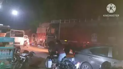 नोहर: नोहर कस्बे में भारी वाहनों में ओवरलोडेड वाहनों की संख्या में हुई बढ़ोतरी, कभी भी हो सकता है बड़ा हादसा