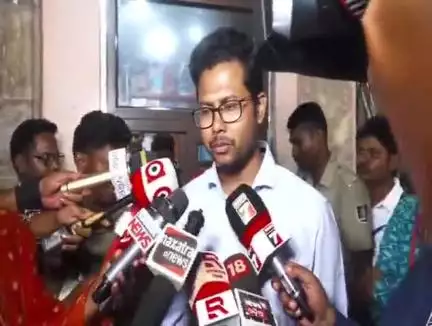ପୁରୀ ମ୍ୟୁନିସିପାଲଟି: ଅଧରପଣା ଓ ନୀଳାଦ୍ରି ବିଜେ ନେଇ ଶ୍ରୀ ମନ୍ଦିର ନିକଟରେ ପ୍ରତିକ୍ରିୟା ରଖିଛନ୍ତି ପୁରୀ ଜିଲ୍ଲାପାଳ l