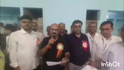 जमुई: जिला विधिज्ञ संघ चुनाव में सीताराम सिंह बने अध्यक्ष, अमित दूसरी बार बने महासचिव, समर्थकों ने किया जोरदार स्वागत