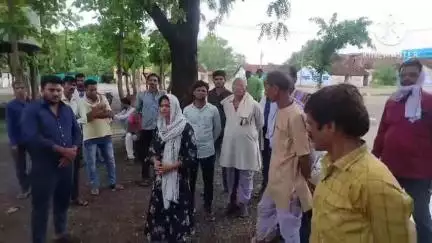 पथरिया: ससुराल में फंदे से लटकी मिली महिला, परिजनों ने लगाया हत्या का आरोप, पुलिस कर रही जांच