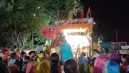 महागामा: ऊर्जानगर में प्रभु जगन्नाथ जी को अर्पित किया गया मीठा पेय, संध्या आरती में उमड़े श्रद्धालु