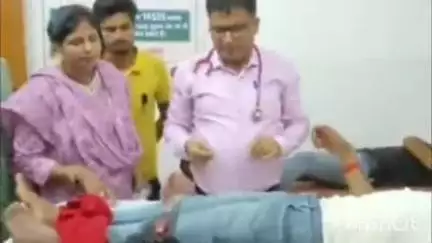 सौर बाज़ार: सौर बाजार थाना क्षेत्र के अररहा गांव के पास ट्रैक्टर और बाइक की टक्कर में दो युवक घायल