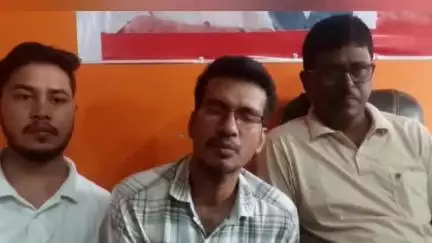 মানকাচৰ: পঞ্চায়ত নিৰ্বাচনত ব‌অগপ বিজেপি মিত্ৰজোঁটে ভাল ফলাফল লাভ কৰা সন্দৰ্ভত হাটশিঙিমাৰীত জিলা BJP ৰ সাধাৰণ সম্পাদকৰ সংবাদ মেল
