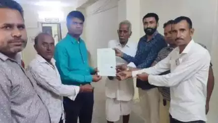 बड़ी सादड़ी: भोपतपुरा में अवैध पट्टों का आरोप, ग्रामीणों ने सौंपा ज्ञापन