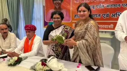 आबू रोड: माउंट आबू में राष्ट्रीय महिला आयोग की अध्यक्ष विजया राहटकर का महिला मोर्चा द्वारा भव्य स्वागत एवं अभिनंदन