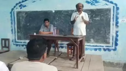 বেলডাঙা ২: মুখ্যমন্ত্রীর আন্দোলন ও সাধারণ মানুষের জন্য উন্নয়নের কথা তুলে ধরা হবে জনতার দরবারে,জানালেন রেজিনগরের তৃণমূল বিধায়ক