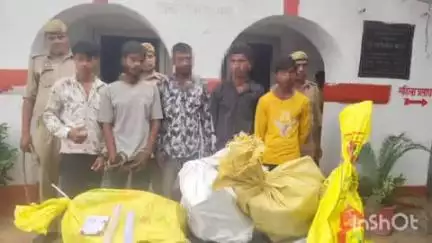 जानसठ: भोपा पुलिस ने मुखबिर की सूचना पर डकैती की योजना बना रहे 5 बदमाशों को किया गिरफ्तार, असलहा और चोरी का माल बरामद