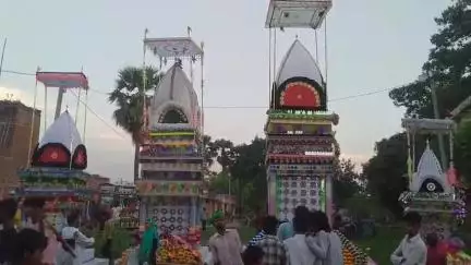 काको: मोहर्रम पर्व को लेकर काजी दौलत पुर गांव में भव्य मेले का आयोजन, उमड़ी लोगों की भीड़
