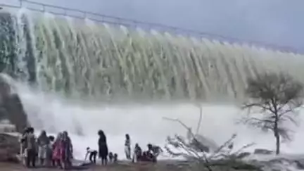 सवाई माधोपुर: सवाई माधोपुर के ढील बांध 20 साल बाद जुलाई में छलका, 3 इंच की चादर चलने से किसानों में खुशी की लहर