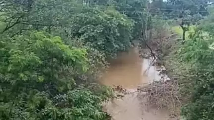 सिवनी: बारिश से नवीन जल आवर्धन पाइपलाइन क्षतिग्रस्त, सिवनी नगर में पेयजल आपूर्ति बाधित