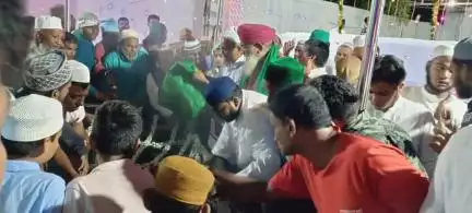 పెద్దపల్లి: సుల్తానాబాద్ పట్టణంలో ఉర్సు ఉత్సవాలు నిర్వహించిన మైనార్టీ సంఘం నాయకులు