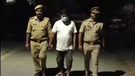 शाहबाद: महमूदपुर सरैया गांव में लाइसेंसी बंदूक से फायरिंग कर दहशत फैलाने वाला दहशतगर्द गिरफ्तार, जेल भेजा गया