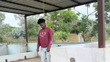 సిరిసిల్ల: చీర్లవంచ గ్రామంలో ఓ యువకుడు డంపింగ్ యార్డులో ఉరి వేసుకుని ఆత్మహత్య