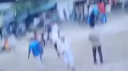 चिखली: साखरखेर्डा बस स्थानकावर अल्टो कारचा थरार अपघातात चार जन जखमी