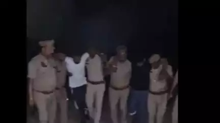 सहारनपुर: थाना गागलहेड़ी पुलिस की हरोडा से यमुनानगर जाने वाले रास्ते पर बदमाशों से मुठभेड़, पुलिस की गोली लगने से दो बदमाश हुए घायल