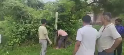 बाह: छतौलीपुरा में राजस्व टीम और ग्राम प्रधान पर दबंगों ने किया जानलेवा हमला, वीडियो हुआ वायरल