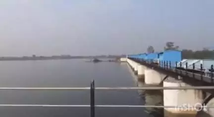 गोंदिया: पुजारीटोला धरणात पाणीपातळीत वाढ, दरवाजे उघडण्याची शक्यता असून नदीपात्रात जाणे टाळण्याचा व सतर्कतेचा प्रशासनाचा इशारा