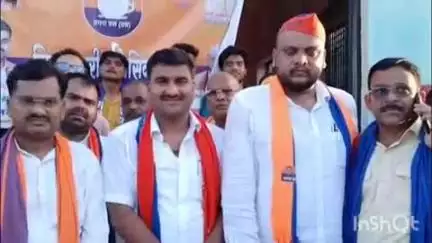 हरचंदपुर में आयोजित हुई अपना दल एस की मासिक बैठक, विधान सभा चुनाव को लेकर हुई चर्चा