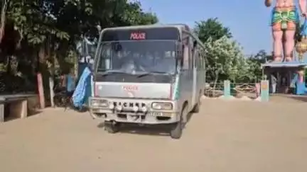 తాడిపత్రి: తాడిపత్రి మాజీ ఎమ్మెల్యే కేతిరెడ్డి పెద్దారెడ్డిని హౌస్ అరెస్ట్ చేసిన పోలీసులు, తిమ్మంపల్లి గ్రామంలో ఉద్రిక్త వాతావరణం