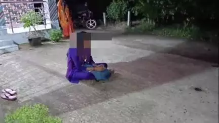 পাঁশকুড়া: বিয়ের প্রতিশ্রুতি দিয়ে অন্য জায়গায় প্রেমিকের বিয়ে,বিয়ে রিসেপশানের দিন প্রেমিকের বাড়িতে ধর্না পাঁশকুড়া পীতপুরে ঘটনা