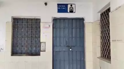 पोरसा: अस्पताल में 15 दिन से एक्स-रे रूम पर ताला, मरीज़ हो रहे परेशान