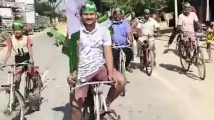 बेनीपुर: बेनीपुर अलीनगर की 11 पंचायतों में जदयू कार्यकर्ताओं ने मतदाता जागरूकता रैली निकाली