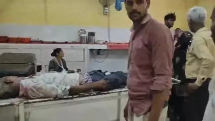 मथुरा: गोवर्धन परिक्रमा लगाने आए श्रद्धालु को रोड पार करते समय बाइक सवार ने मारी टक्कर, उपचार से पहले हुई मौत