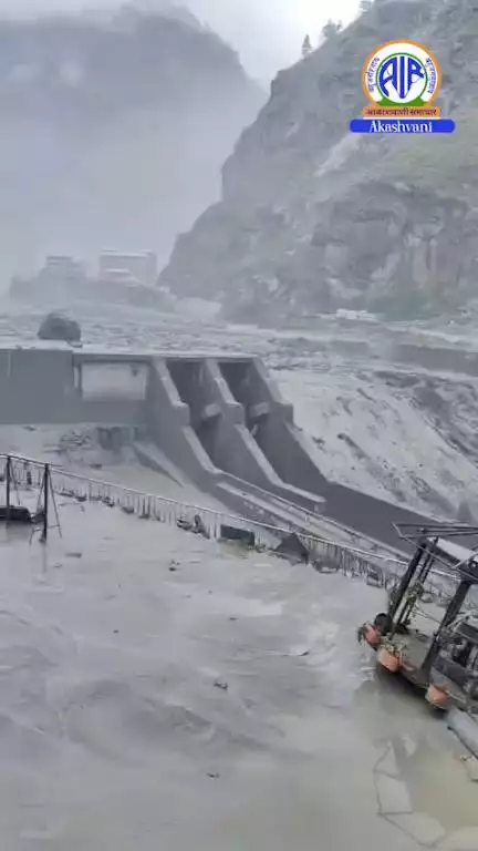 9 Rescued After Lhende Stream Floods Near Nepal-China Border
