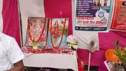 बुलंदशहर: विश्व हिंदू परिषद और बजरंग दल ने सेवा सप्ताह के अंतर्गत अंसारी रोड चौराहे पर लगाया फ्री हेल्थ चेकअप कैंप