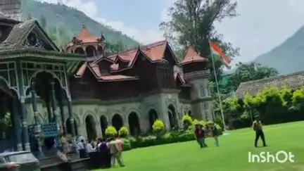 रामपुर: पूर्व मुख्यमंत्री वीरभद्र सिंह की चौथी पुण्यतिथि पर श्रद्धांजलि दी गई, विधायक नंदलाल रहे मौजूद
