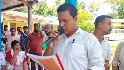 বিশ্বনাথ: পানীভঁৰালত বীৰ লাচিত সেনা অসম'ৰ বিনামূলীয়া চকু চিকিৎসা আৰু অস্ত্রোপচাৰ শিৱিৰ আৰম্ভ, চক্ৰবিষয়া অংশগ্ৰহণ