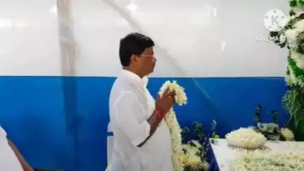 বিষ্ণুপুর ১: প্রয়াত তৃণমূলের বর্ষার নেতা গাজী আব্দুর রশিদের স্মরণ সভা এসে উপস্থিত হন রাজ্যের পরিবহন দপ্তরের প্রতিমন্ত্রী দিলীপ মন্ডল