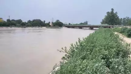 करनाल: करण लेक के पास नहर में कूदकर व्यक्ति ने की आत्महत्या, पुलिस ने शव पोस्टमार्टम के लिए भिजवाया