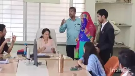 सरदारपुर: राजगढ़: राजेंद्र सूरी साख सहकारी संस्था में ₹364000 का भुगतान न होने से महिला परेशान, जन सुनवाई में आवेदन