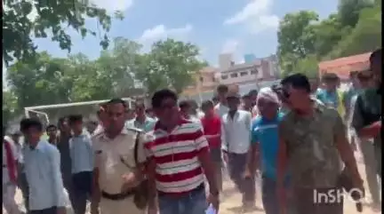 रामगढ़: रामगढ़ हाई स्कूल में आयोजित मसाला खेल में शिक्षकों के बीच बहस के चलते हुई मार-पीट, मौके पर पहुंची पुलिस