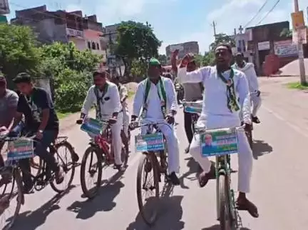 राजपुर: जनता दल यूनाइटेड ने विशेष मतदाता पुनरीक्षण अभियान के प्रति जागरूक करने के लिए राजपुर बाजार में निकाली रैली