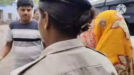 আরামবাগ: স্বামীকে খুন করার অভিযোগে গ্রেপ্তার স্ত্রী ও তার প্রেমিক,পেশ আরামবাগ আদালতে,সাংবাদিক বৈঠক SDPO-র