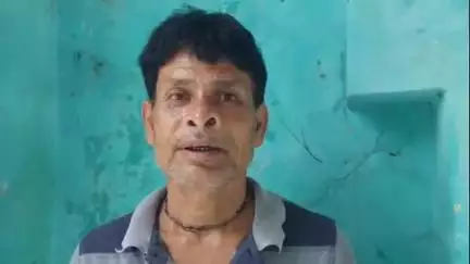 দিনহাটা ২: অবশেষে মুখ্যমন্ত্রীর হস্তক্ষেপে কিছুটা হলেও আশ্বস্ত অসম থেকে NRC নোটিশ পাওয়া দিনহাটার বাসিন্দা উত্তম কুমার ব্রজবাসী