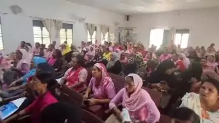 संभल: सदर विकासखंड में 19 आंगनवाड़ी कार्यकर्ताओं को नोटिस, कार्यक्रम में लापरवाही पर वेतन काटा और सुधार न होने पर निलंबित किया गया