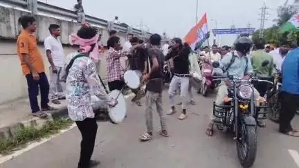 ଭଦ୍ରକ ଗ୍ରାମାଞ୍ଚଳ: ଭଦ୍ରକ ଆରଡ଼ି ଛକରେ ଜିଲ୍ଲା କଂଗ୍ରେସ ସଂଯୋଜକ ଅସିତ ପଟ୍ଟନାୟକଙ୍କୁ ଦିଆଗଲା ସ୍ୱାଗତ ସମ୍ବର୍ଦ୍ଧନା