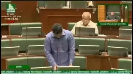 परळी: परळी औष्णिक विद्युत केंद्रात अधिक क्षमतेच्या सौर ऊर्जा प्रकल्पाची उभारणी करावी, आमदार धनंजय मुंडे यांची विधानसभेत मागणी